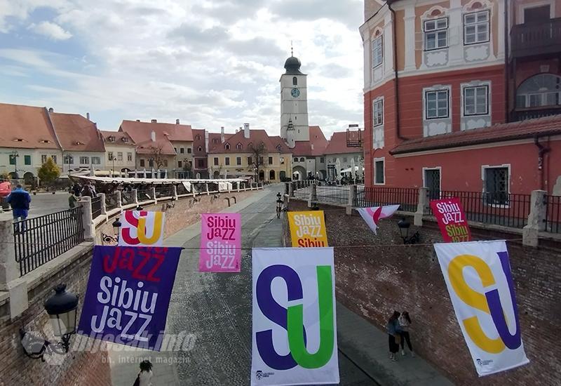Sibiu, grad čije kuće spavaju otvorenih očiju (Transilvanijom uzduž & poprijeko 11.)