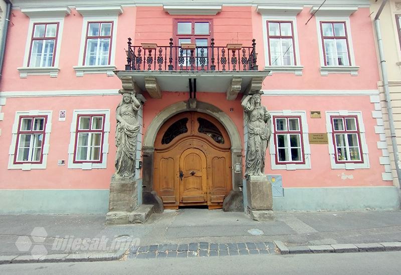 Sibiu, grad čije kuće spavaju otvorenih očiju (Transilvanijom uzduž & poprijeko 11.)