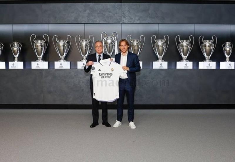 Modrić potpisao novi ugovor s Real Madridom - Službeno je: Modrić potpisao novi ugovor s Real Madridom