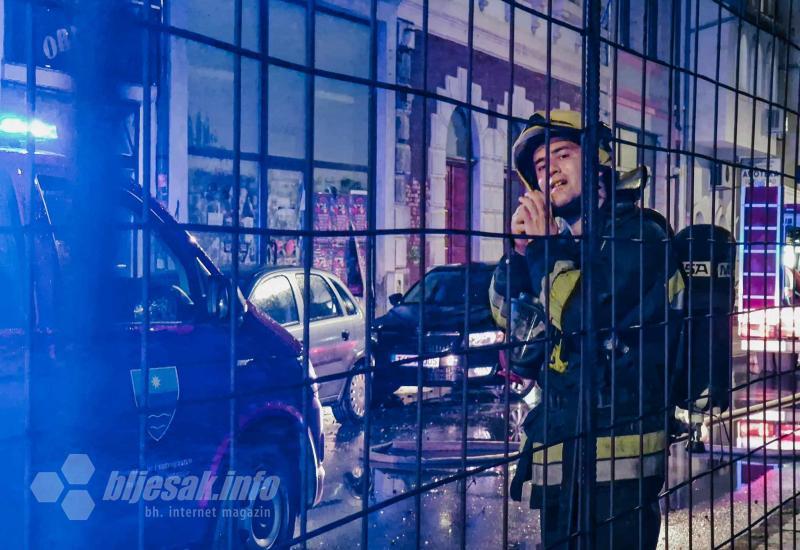 VIDEO | Sve ekipe na terenu: Požar u zgradi u Mostaru
