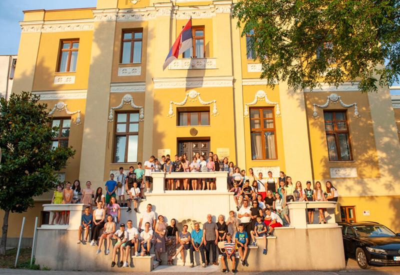 Posjet Mostaru - Djeca s Kosova posjetila Mostar: Obišli grad i brojne znamenitosti