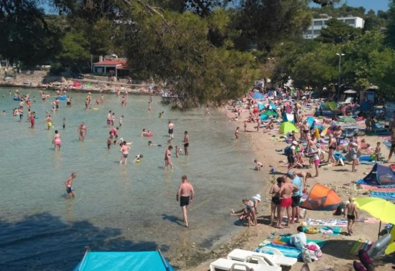  - 20 najboljih plaža u Hrvatskoj za ljetovanje s djecom