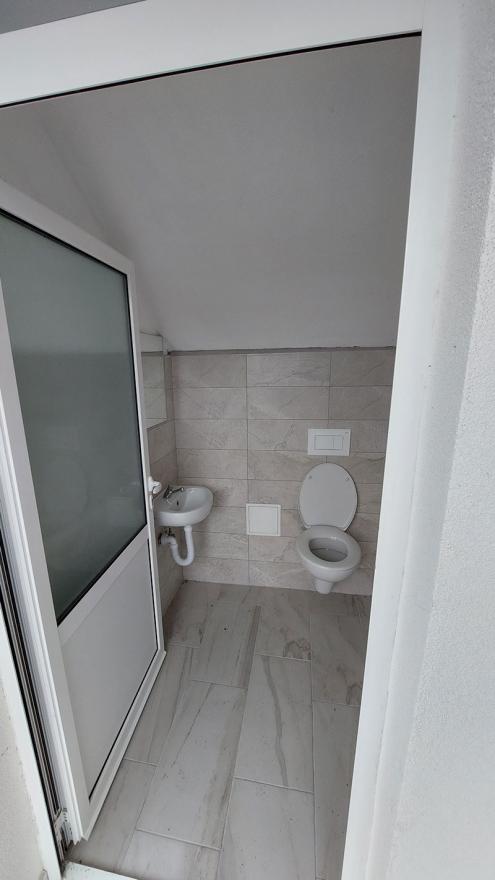 U sklopu Sportsko rekreacijskog centra Dračevice završen projekt izgradnje sanitarnog čvora i svlačionice - Završen projekt izgradnje sanitarnog čvora i svlačionice u Dračevicama kod Mostara