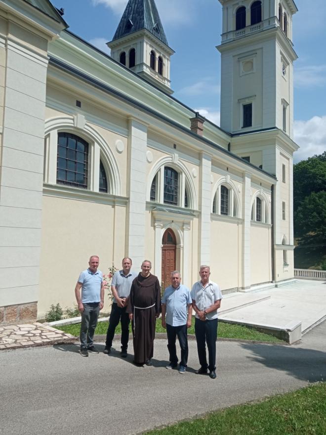 Izaslanstvo u posjeti Kraljevoj Sutjesci - Crkva i samostan Kraljeva Sutjeska trebaju hitnu obnovu 