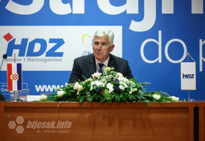 Dragan Čović na konferenciji za mediji - Čović: 