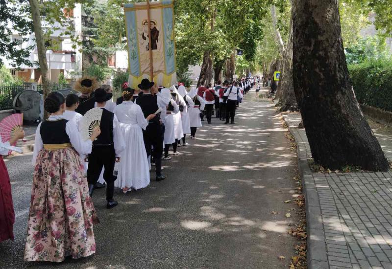 Svetom misom i mimohodom završena manifestacija Dužijanca u Mostaru