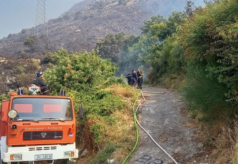 Borbe sa požarom kod Dubrovnika i dalje traju, požar se proširio na BiH