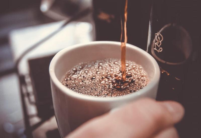 Koliko je loše piti kavu na prazan stomak?