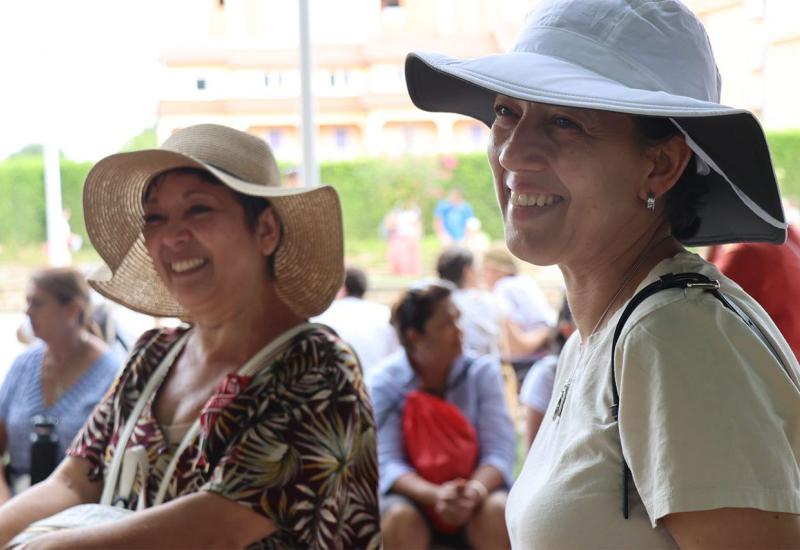 U Međugorju hodočasnici iz cijeloga svijeta; Lilia iz Guatemale - Ovo je raj na zemlji 