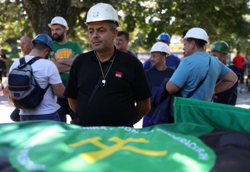 Prosvjed rudara Federacije BiH - Poruke rudara: Država mora prestati s iživljavanjem nad radnicima 