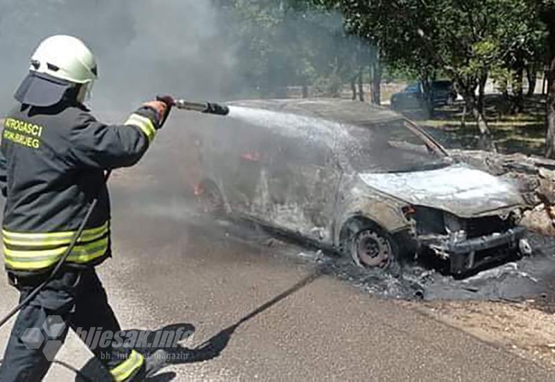 Požar na automobilu - Izgorio automobil u Širokom Brijegu