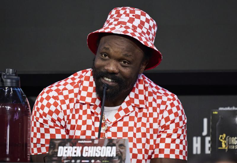 Što je obukao Chisora? 