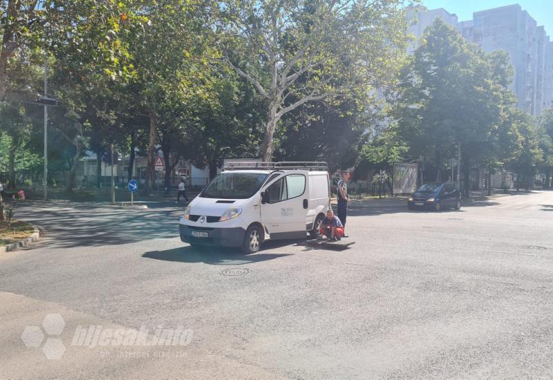Radovi na sred ceste u Mostaru bez oznaka - Radovi bez oznaka za još jedan mostarski kaos