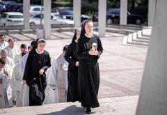 FOTO| Svečano u Mostaru - pet sestara položilo doživotne zavjete