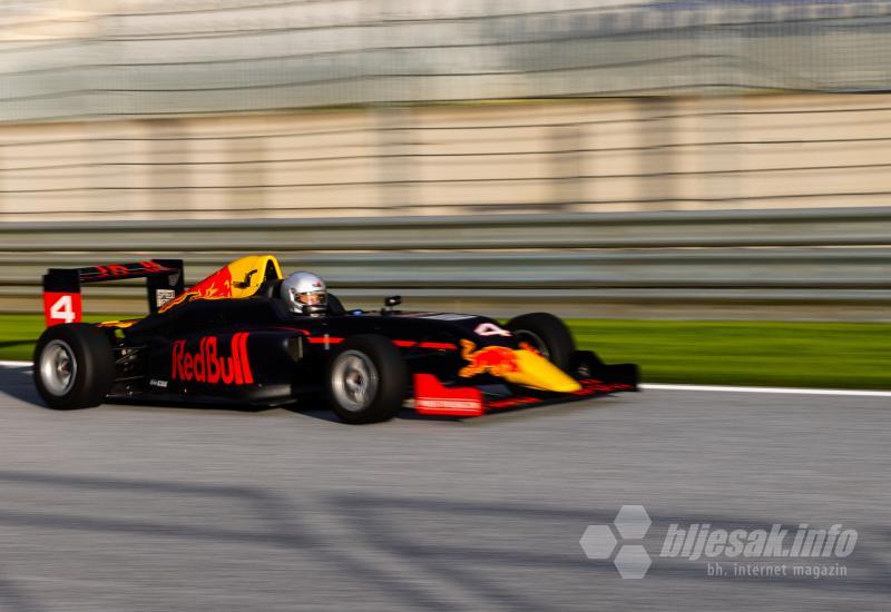 Formula 4 na Red Bull Ringu  - Ekstremno vozačko iskustvo  s Red Bull Ringa:  Vozili smo Formulu 4! 