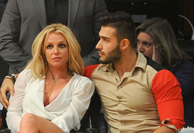 Britney Spears ''šokirana'' razvodom - ''Bit ću snažna''