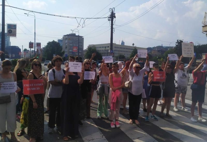 Žene opet na ulicama bh. gradova u znak prosvjeda protiv femicida