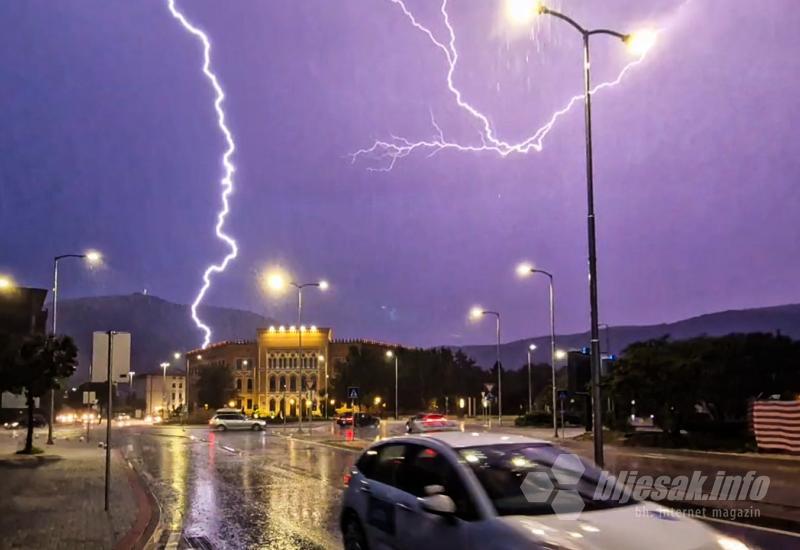 VIDEO: Nevrijeme zahvatilo Mostar, dijelovi grada bez struje