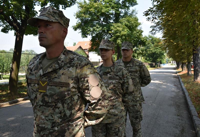 Vojnici u BiH dobili nove uniforme