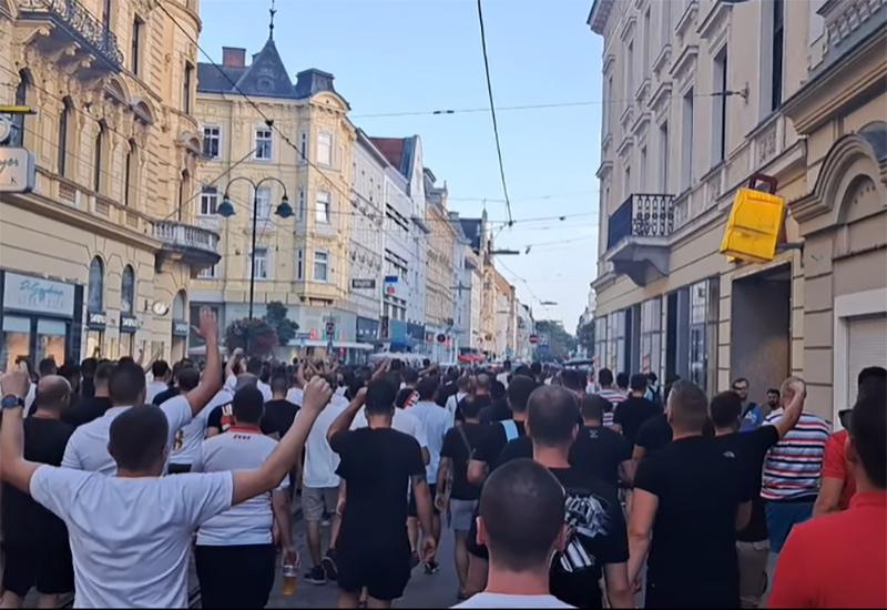 Ultrasi okupirali Linz - VIDEO | Ultrasi okupirali Linz