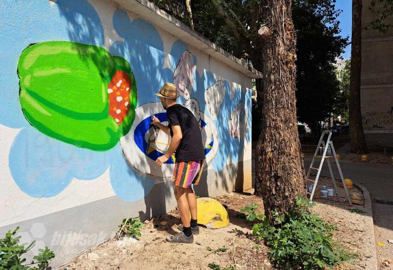 Cibo na fantastičan način uklanja fašističke grafite, pogledajte njegov rad - VIDEO | Blagajska tekija privlači sve veći broj turista