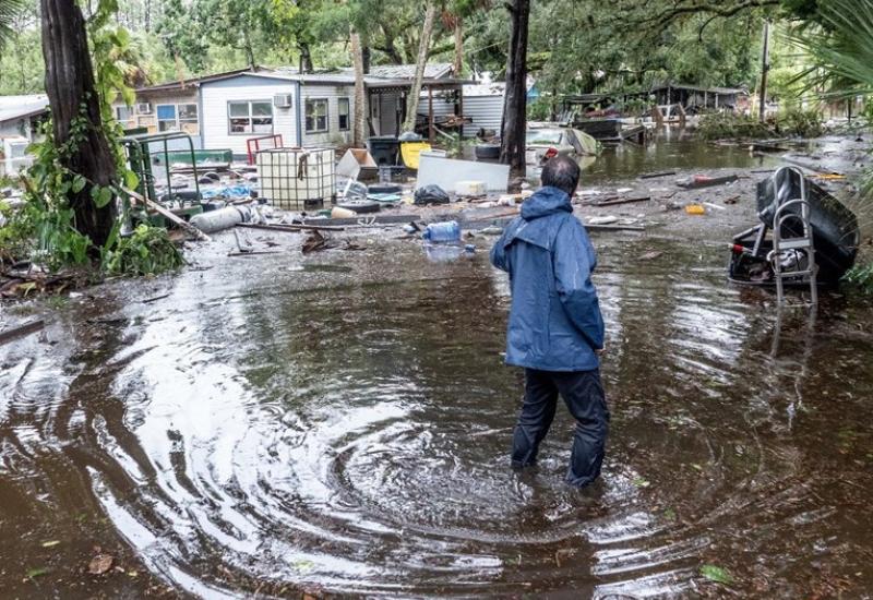 Posljedice uragana na Floridi - Stotine tisuće Amerikanaca bez struje zbog uragana Idalia