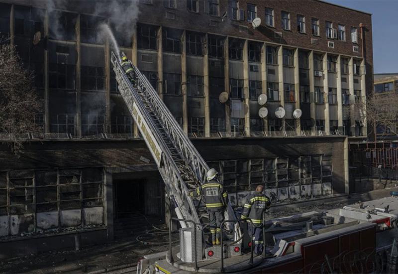 FOTO/VIDEO | Najmanje 58 poginulih u požaru u zgradi u Johannesburgu