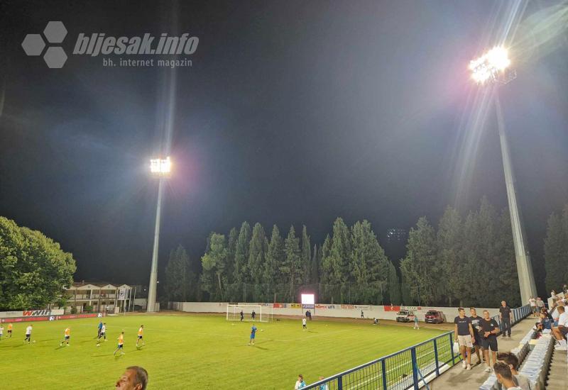 Stadion u Gabeli - Povijesna noć sa blagoslovom don Vinka Puljića u Gabeli