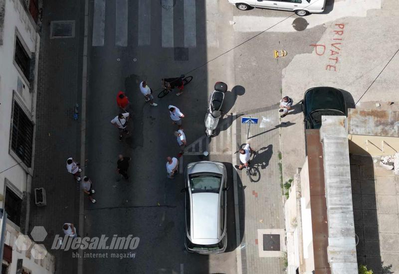Policija u Ulici maršala Tita nakon nereda - Četvero ozlijeđenih u navijačkim neredima u Mostaru