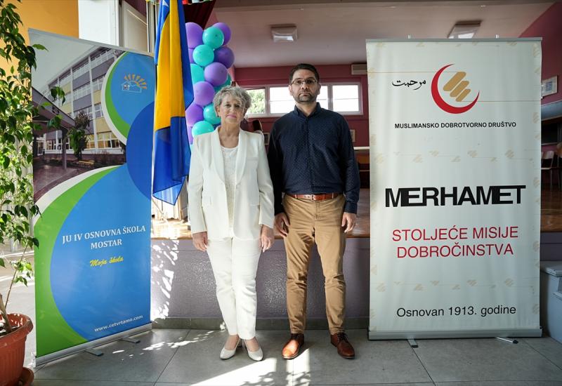 Merhamet donirao školske torbe i pribor u Mostaru