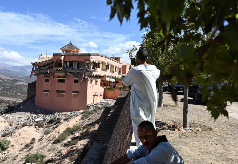 Broj poginulih u potresu u Maroku povećan na 2.122