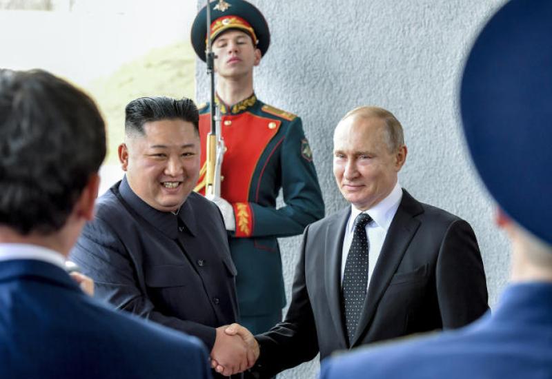 Sjevernokorejski lider Kim posebnim oklopnim vlakom stigao u Rusiju 