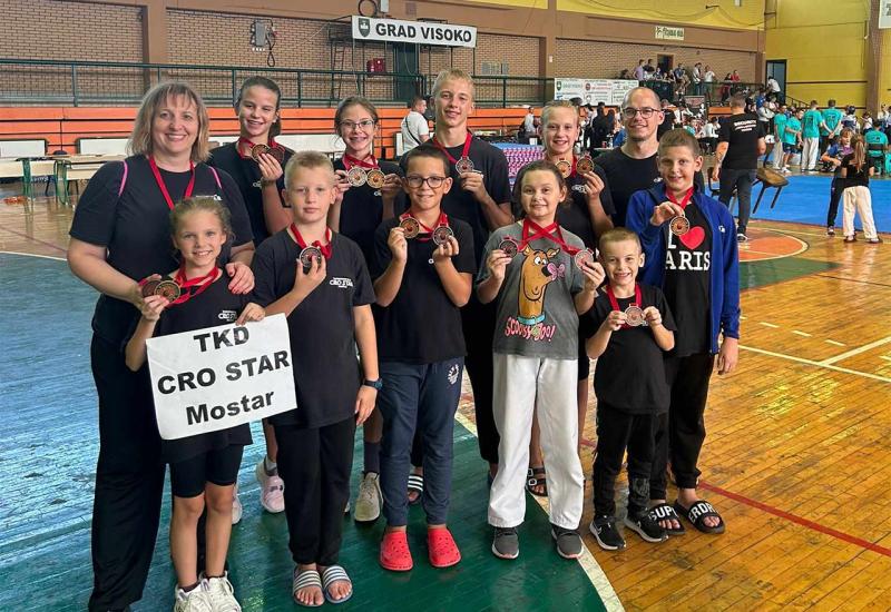 Taekwondo klub Cro Star nastavlja nizati uspjehe - 12 Mostaraca u Visokom osvojilo 18 medalja