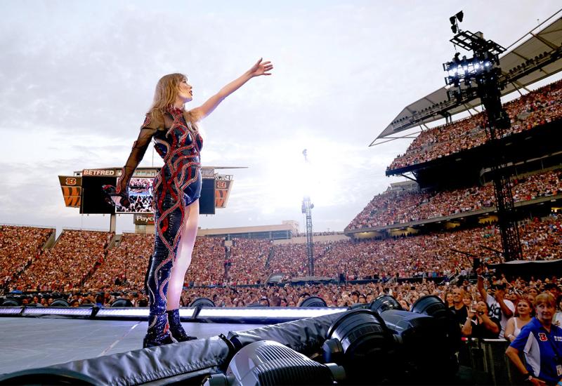 Taylor Swift se oglasila nakon velike tragedije na njenom koncertu - 'Slomljena sam'