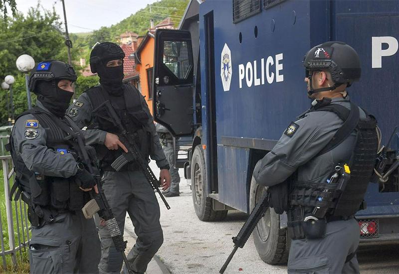 Kosovo: Policajac ubijen na barikadama