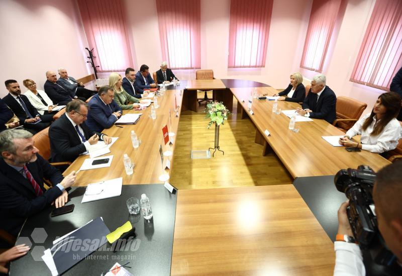 Sudionici koordinacijskog sastanka koalicijskih partnera na razini BiH - Sastanak u Mostaru ništa nije napravio, ali se pomaklo