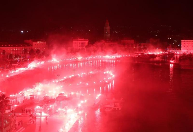 Torcida "zapalila" Rivu pred Dinamo 