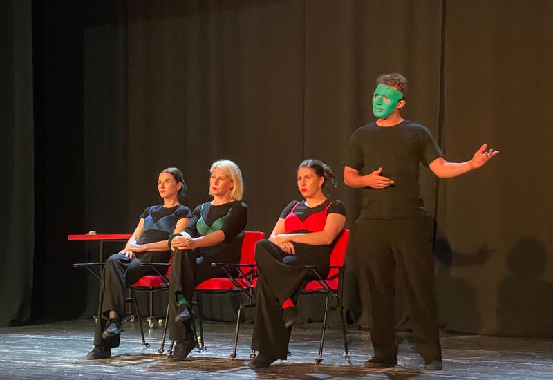 Kazališni dani u Vitezu - Publika oduševljena predstavama iz Bugojna i Slavonskog Broda