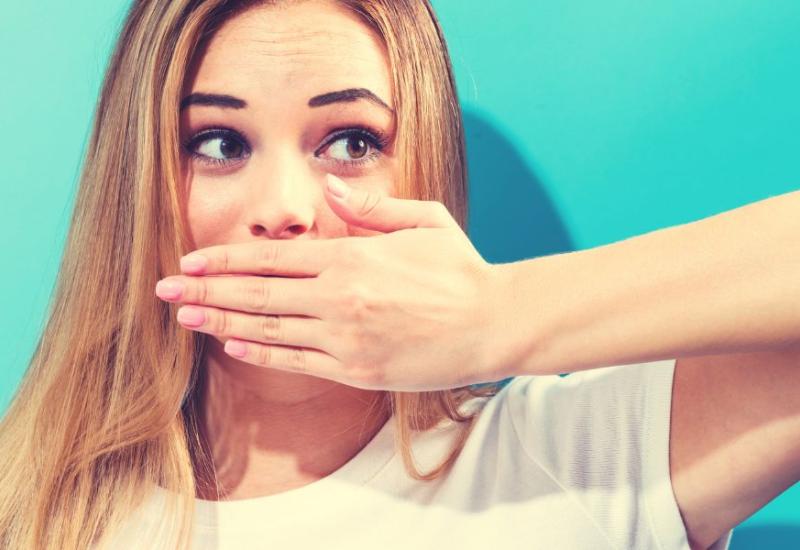 7 laži koje žene govore muškarcima da izbjegnu neugodnosti
