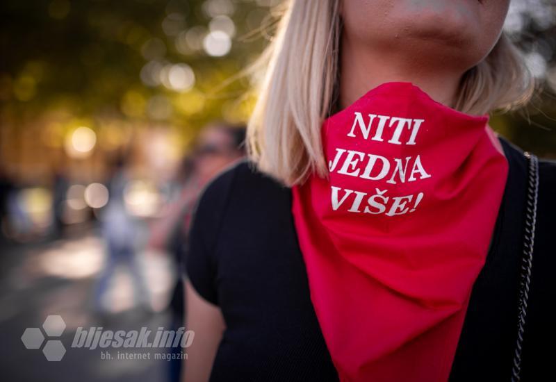 Prosvjed NITI JEDNA VIŠE u Mostaru  - Mostar: Prosvjed Niti jedna više 