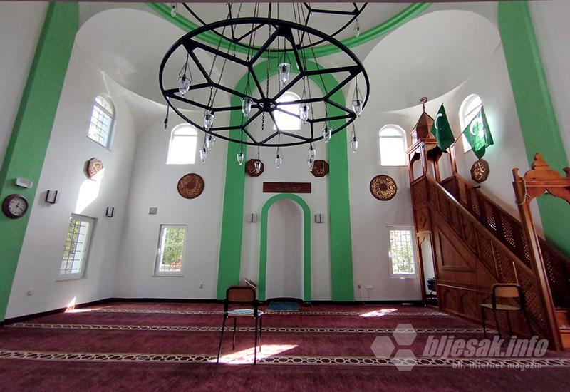 Džamija u Svinjarini - Podveležje, pitomina u kamenu svezana za nebesa