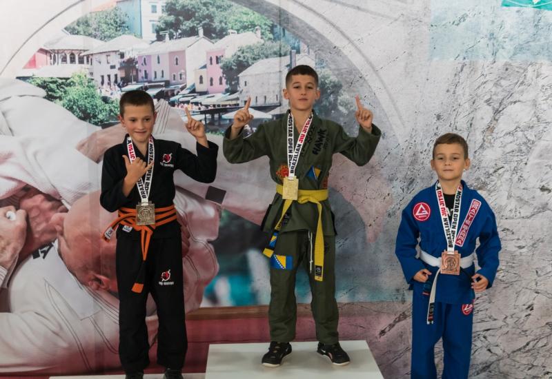 FOTO | Brazilska jiu jitsu u Mostaru okupila 190 sportaša 