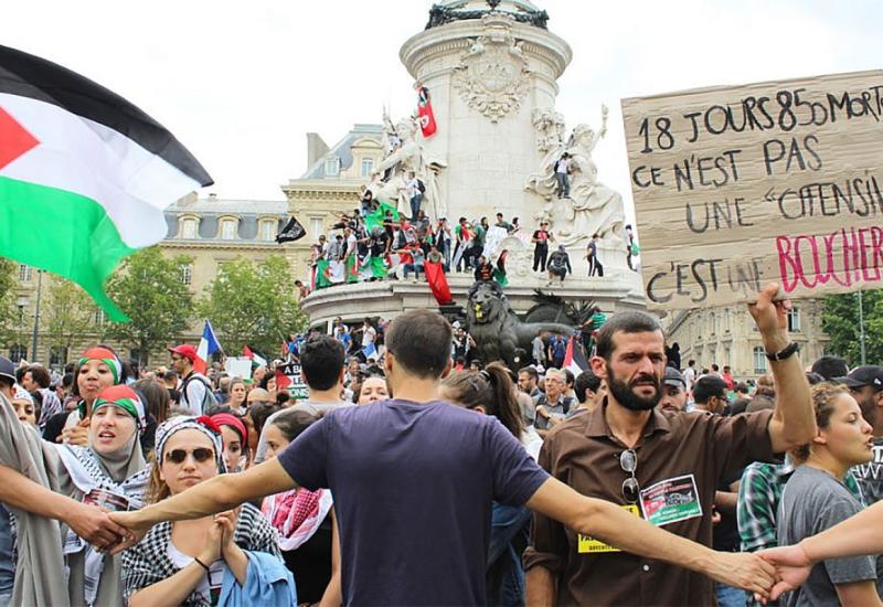 Tisuće ljudi na prosvjedu: 'Gaza, Pariz je uz tebe'