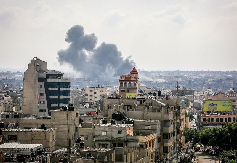 Izrael - Novi napadi na Gazu i Hezbollah
