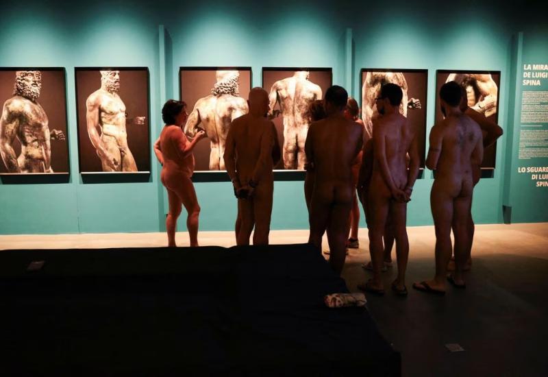 Nudisti u muzeju - Muzej u Barceloni na 90 minuta otvorio vrata nudistima