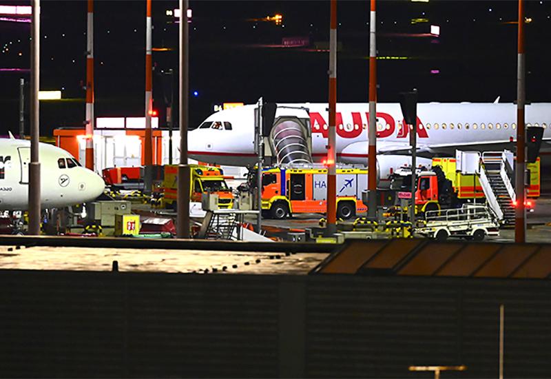 Talačka kriza u Hamburgu - Hamburg: Autom probio ogradu, došao na pistu zračne luke  i pucao u zrak