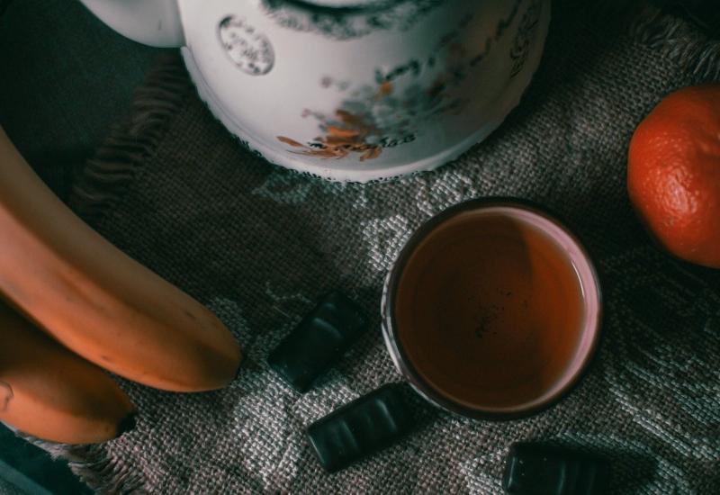 Umirujući čaj od banane – za dobar san, srce, odlično raspoloženje i vitku liniju