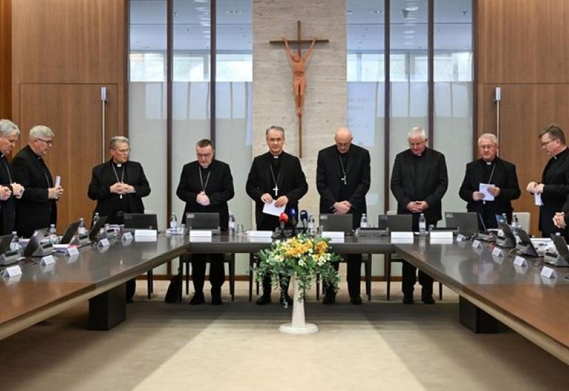 Sastali se hrvatski biskupi, promišljat će o zaštiti maloljetnika