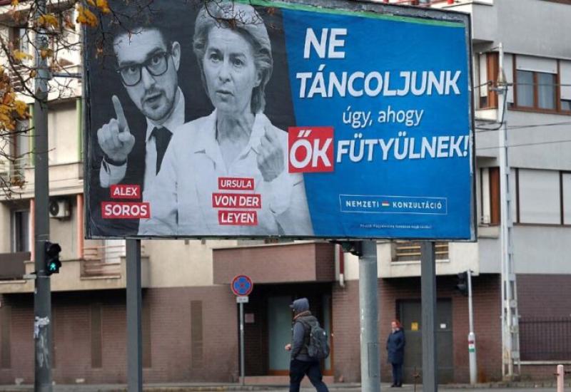 Orbanova stranka postavila jumbo plakate koji kritiziraju Ursulu von der Leyen