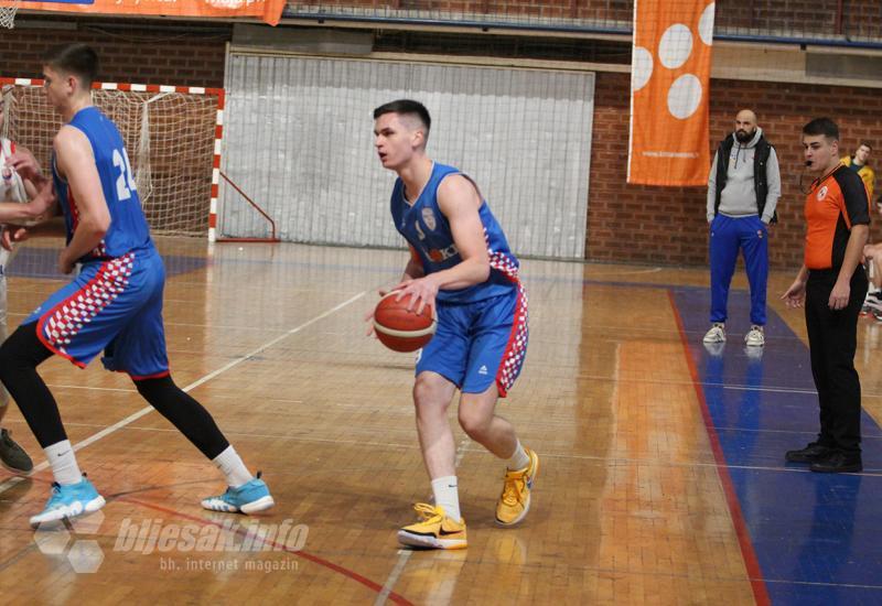 FOTO | Hercegovački košarkaški derbi pripao Čapljincima